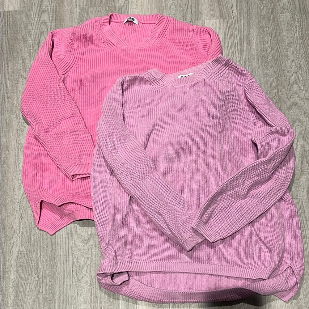 Cozy Pink or Lavender thick Crew neck sweaters